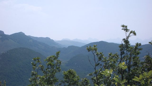 Huellas en blanco y negro para la historia de Garralda