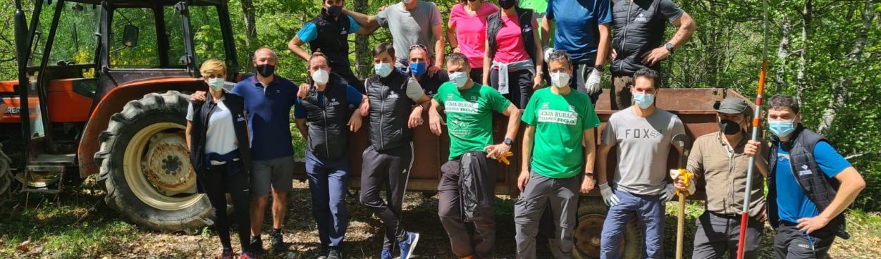 AUZOLAN: LIMPIANDO SENDEROS DE IRATI ARITZA